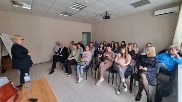 Программа повышения квалификации «Деловой этикет и позитивный имидж сотрудников публичной власти»